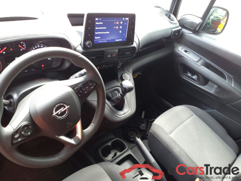 OPEL Combo  OPEL Combo  CARGO HDI 100 TAILLE M 950KG + PACK CHANTIER + CAMERA AR + RADIO DAB TABLETTE 8’’ #4
