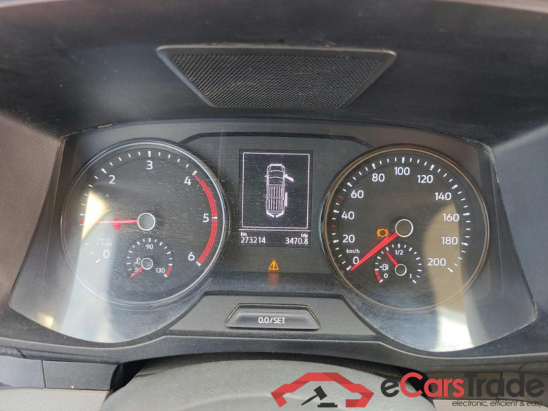 VOLKSWAGEN Crafter / 2017 / 4P / furgón 35 Furgón BM TN L3H2 2.0TDI 103kW(140CV) #4