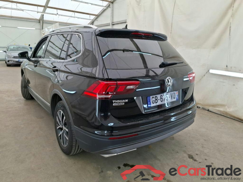 VOLKSWAGEN Tiguan Allspace / 2017 / 5P / SUV 2.0 TDI 150 DSG7 Confortline Business #2