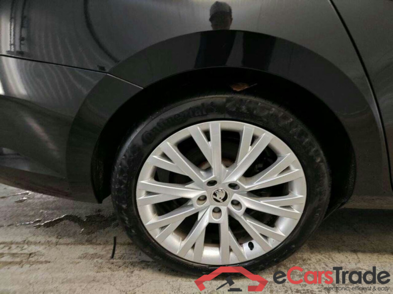 SKODA Superb Combi 1.4 TSI iV BnsEdPlus #4