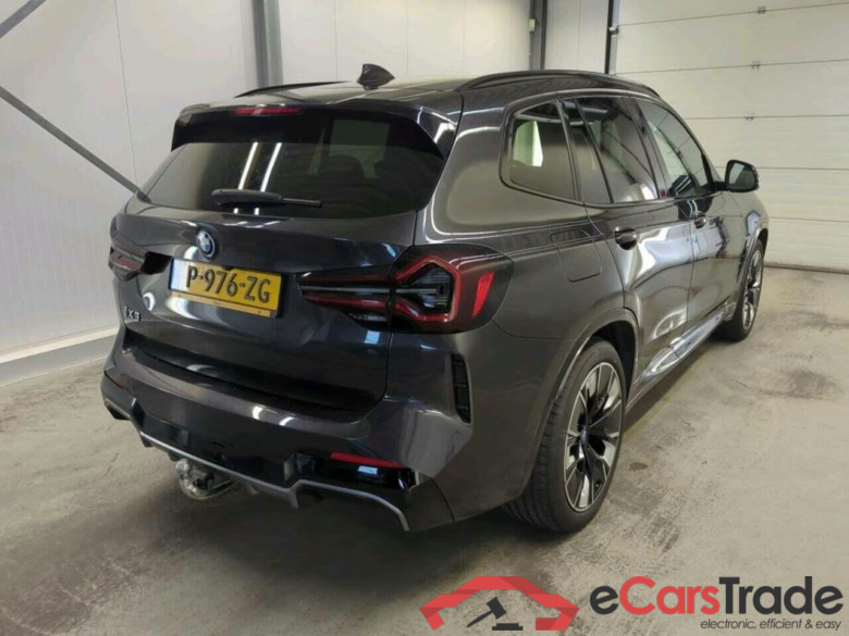 BMW iX3 High Executive #2