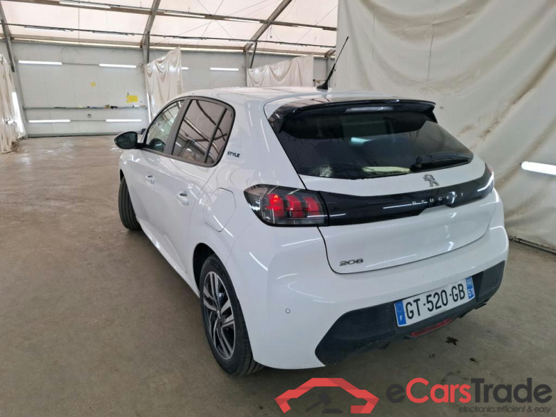 PEUGEOT 208 / 2019 / 5P / Berline PureTech 75 S&S Style(SP) #2