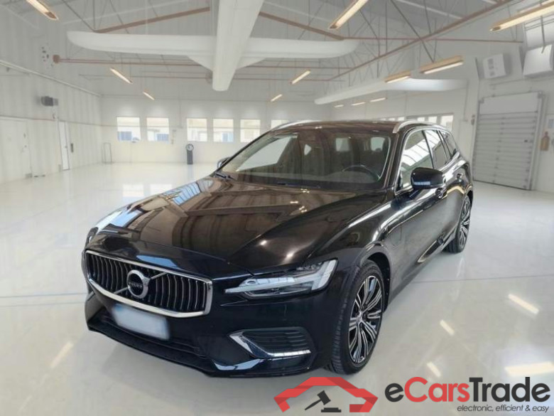 VOLVO V60 / 2019 / 5P / STATION WAGON T6 PLUG-IN AWD AUTOM.RECH.INSCRIPTION