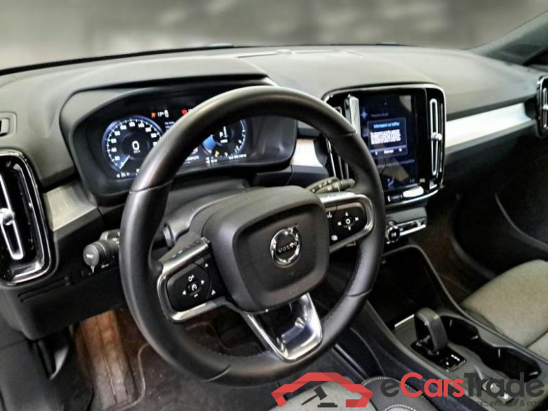 VOLVO XC40 / 2021 / 5P / SUV T5 RECHARGE PLUG-IN AUTO CORE #3