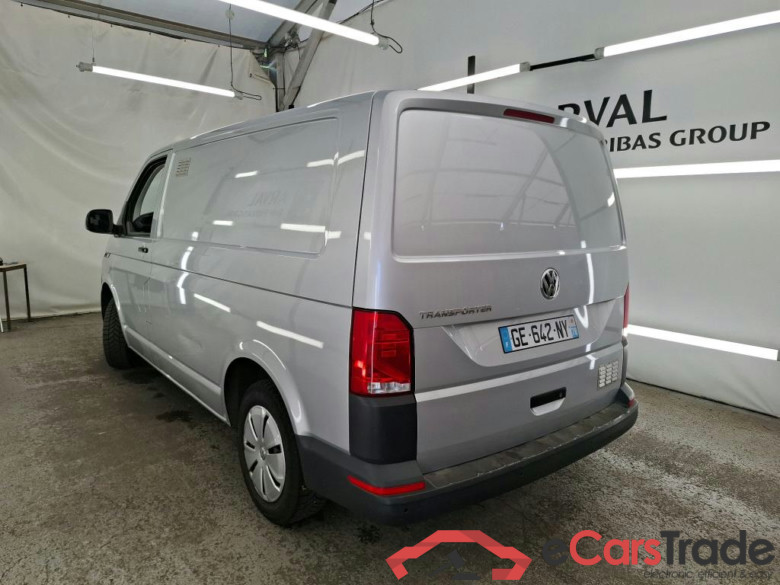 VOLKSWAGEN Transporter / 2019 / 4P / Fourgon tôlé 2.0 TDi 110 L1H1 Business #2