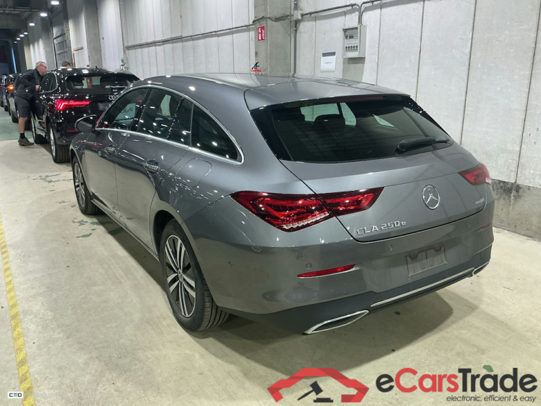 MERCEDES-BENZ CLA - Klasse 1.3 CLA 250 E BUSINESS SOLUTION DCT #3