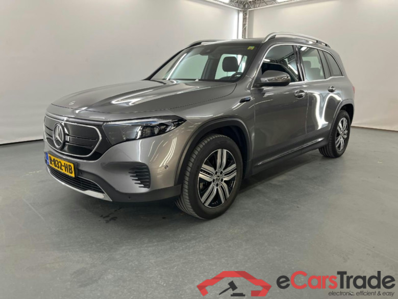 MERCEDES-BENZ EQB 250 Luxury Line 7p. 67 kWh #1