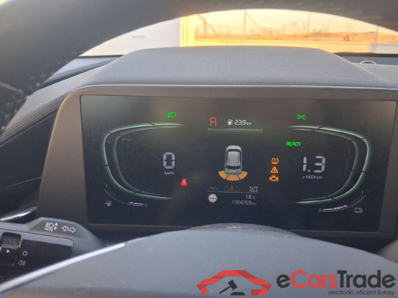 KIA Niro / 2022 / 5P / crossover 1.6 GDi HEV 104kW (141CV) Concept #4