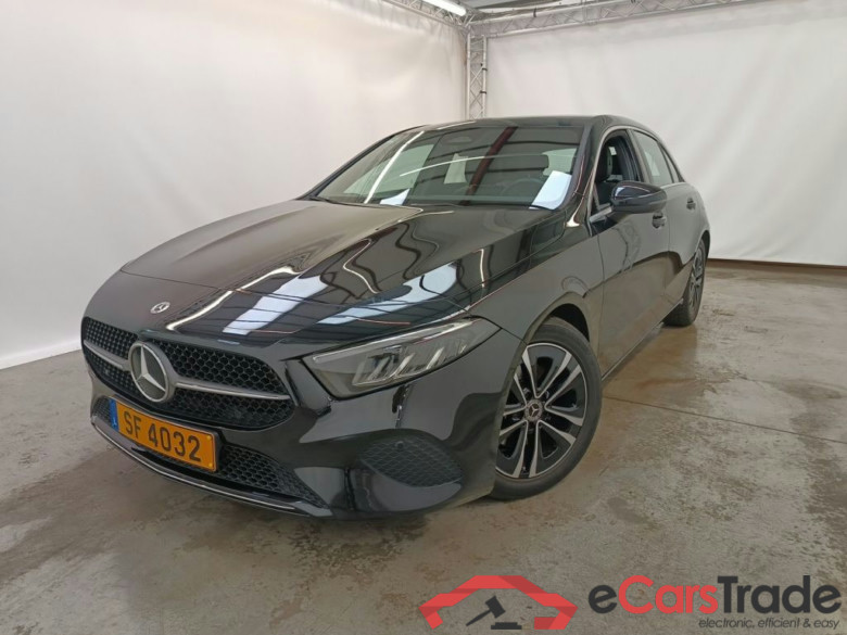 Mercedes-Benz Classe A A 180 Business Line 5d #1