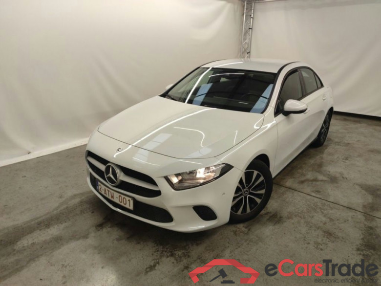 Mercedes-Benz A-Klasse Limousine A 200d Business Solution Limited 4d