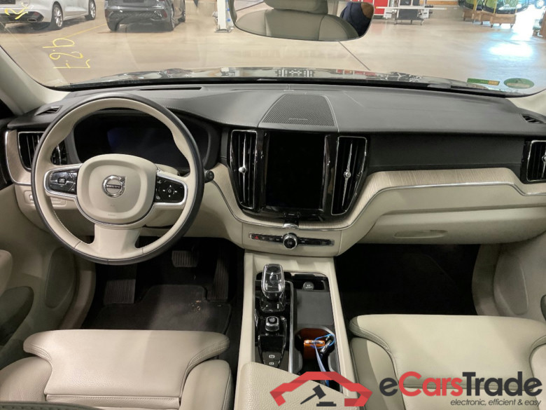 XC60 Inscription 2WD 2.0 B4 145KW AT8 E6d #3