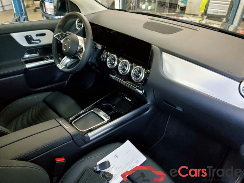 Mercedes-Benz GLA (BM 247)(02.2020->) DE - SUV5 GLA 200 EU6e, Edition Progressive Line, (Facelift) 2024 - 2026 #3
