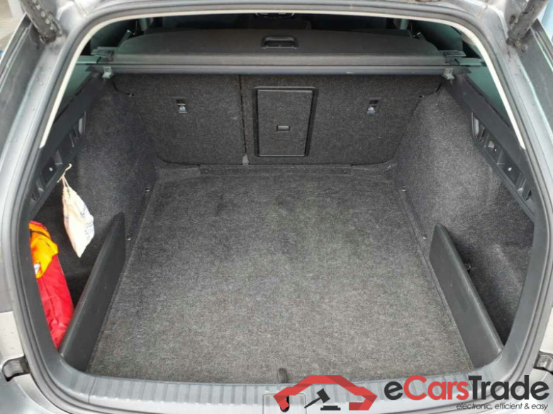 Skoda Octavia Combi (NX5)(01.2020->) DE - Kb5 2.0 TDI DPF EU6d, Style, 2020 - 2023 #3