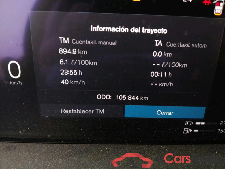 VOLVO XC90 / 2019 / 5P / todoterreno 2.0 T8 AWD Ultimate Dark Recharge Auto #5