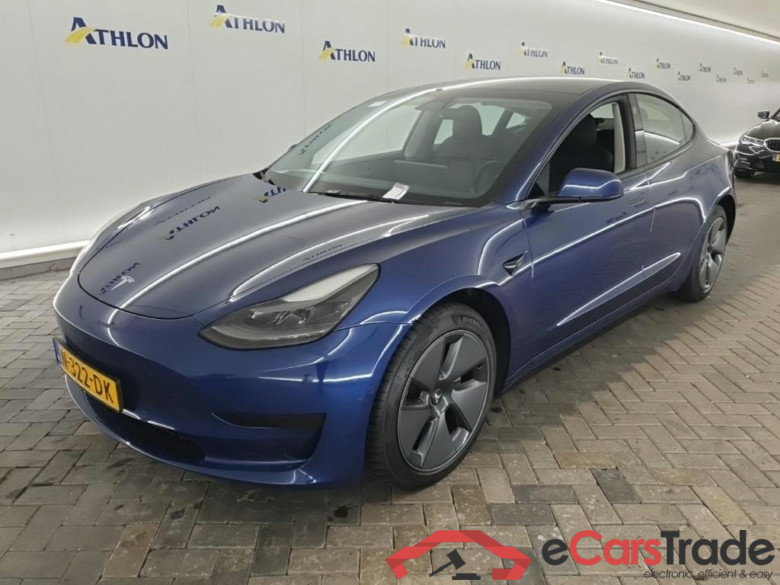 Tesla Model 3 Standard Range Plus RWD 4D 225kW