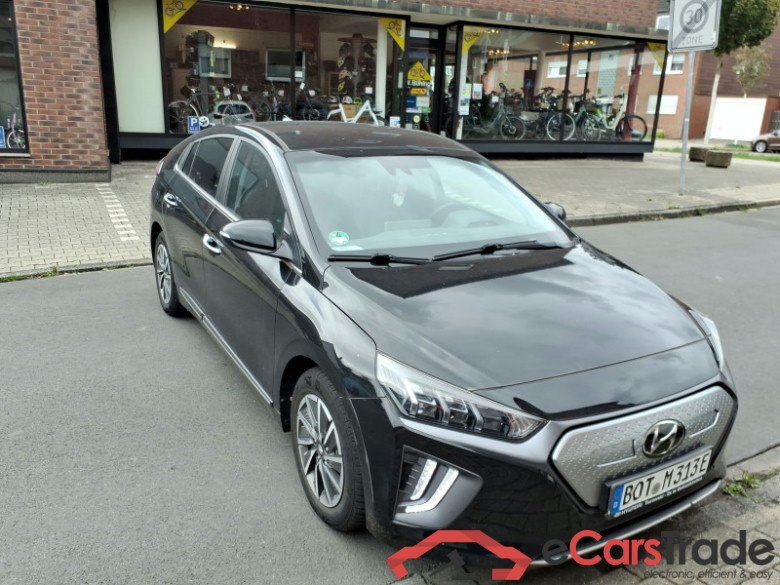 HYUNDAI Ioniq  #1