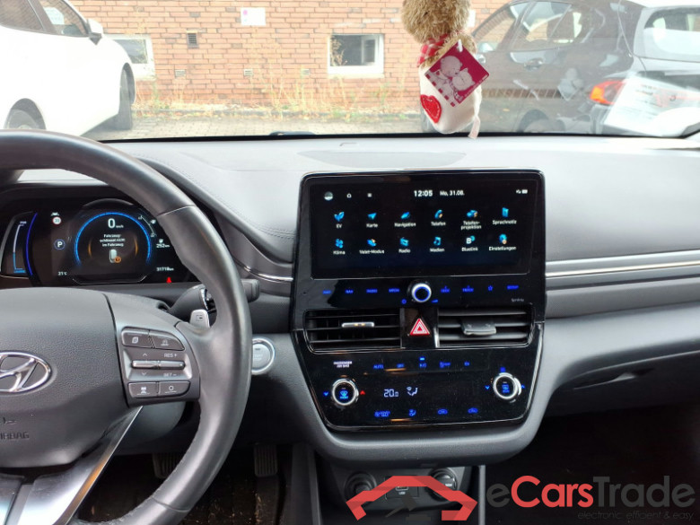 HYUNDAI Ioniq  #6