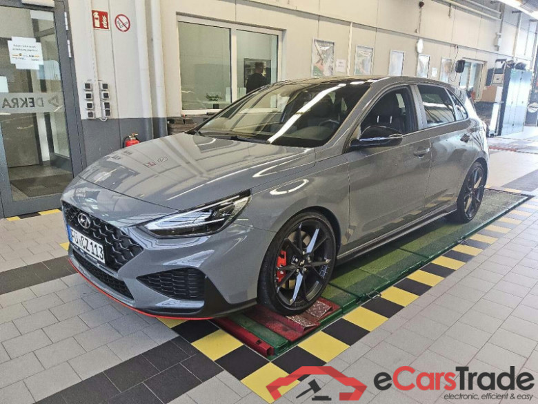 HYUNDAI i30  #1