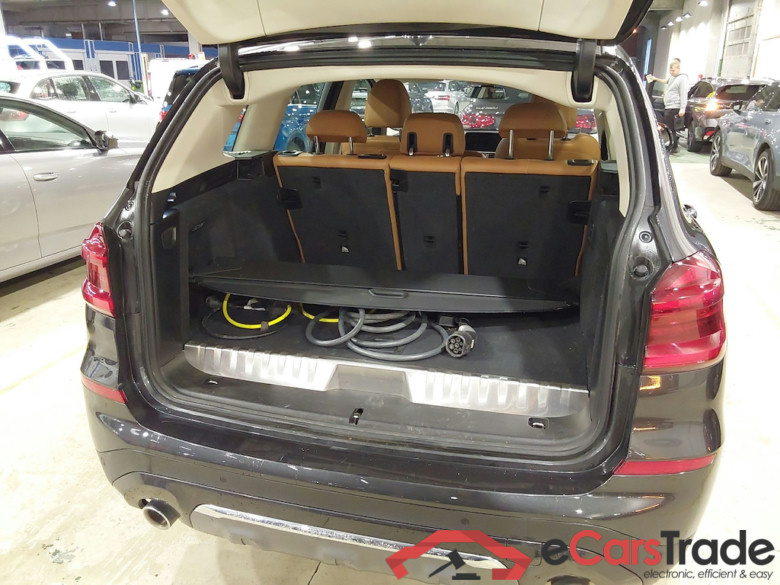 BMW X3 2.0 XDRIVE30E (135KW) AUTO #3