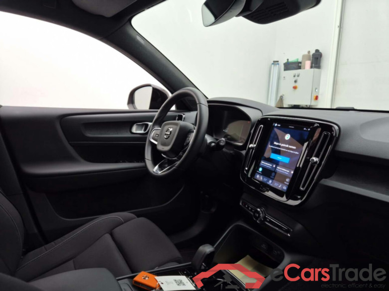 VOLVO XC40 RECHARGE CORE #3