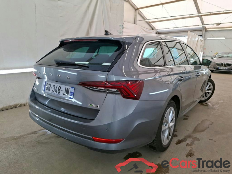 SKODA Octavia / 2020 / 5P / Berline 1.0 TSI mHEV e-TEC 110 DSG7 Business #3