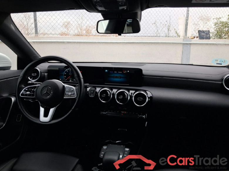 MERCEDES-BENZ CLA / 2019 / 5P / familiar CLA 200 D DCT Shooting Brake #4