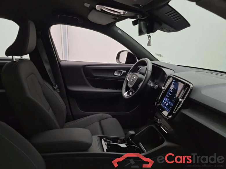 VOLVO XC40 RECHARGE CORE #3