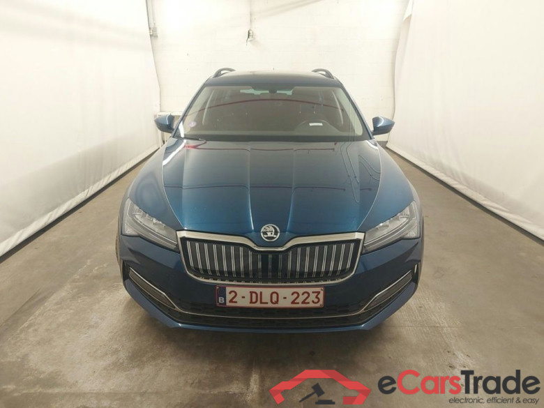 Skoda Superb Combi 1.4 TSI iV 160kW DSG6 Clever 5d #5
