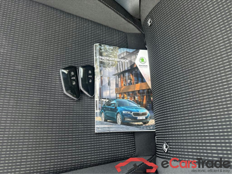 SKODA Octavia Combi 81 kW #6