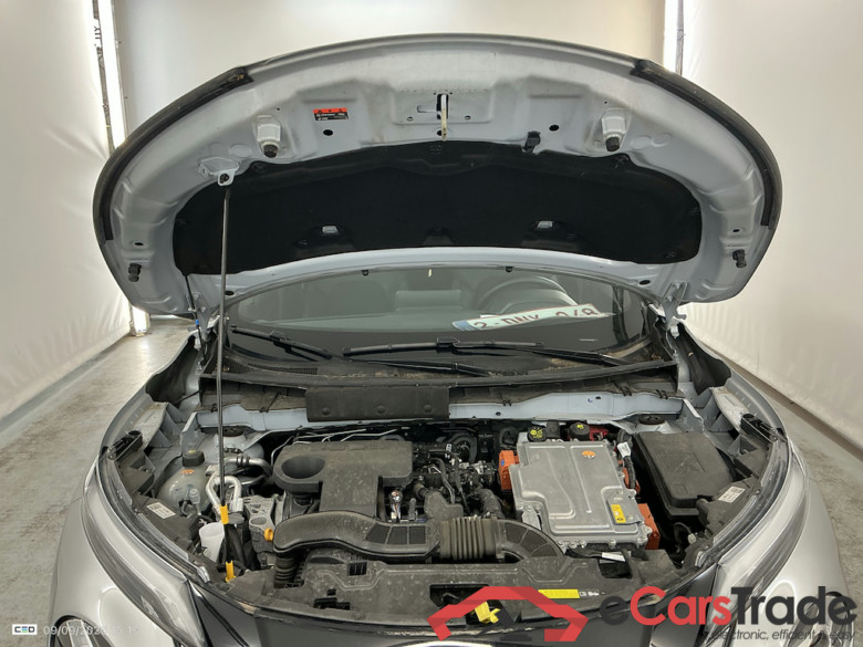 NISSAN JUKE 1.6 HYBRID 145 N-CONNECTA Park & Ride #6
