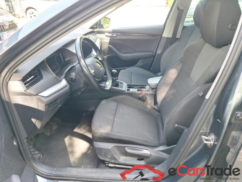 SKODA Octavia 2.0 CRTDI 85KW CLEVER #4