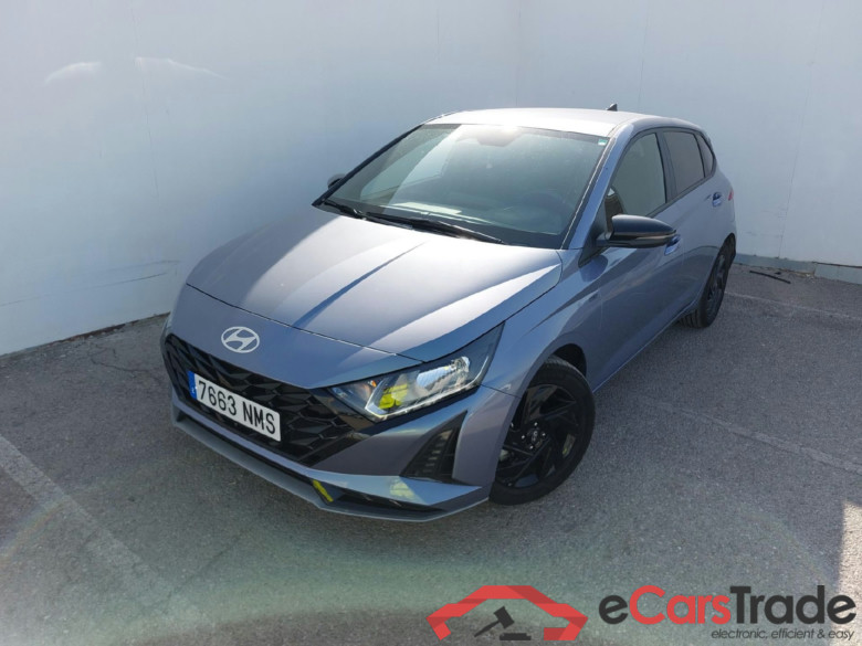 HYUNDAI i20 / 2023 / 5P / berlina con portón 1.0 T Black Line #1