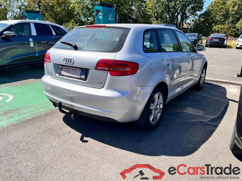 AUDI A3 Sportback 1.6i Attraction #4