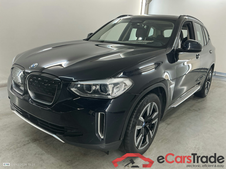 BMW IX3 80KWH AUTO