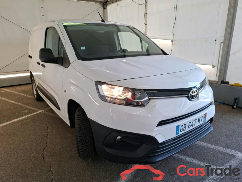 TOYOTA Proace City / 2019 / 4P / Fourgonnette 1.5 Medium 75 D-4D Dynamic #4