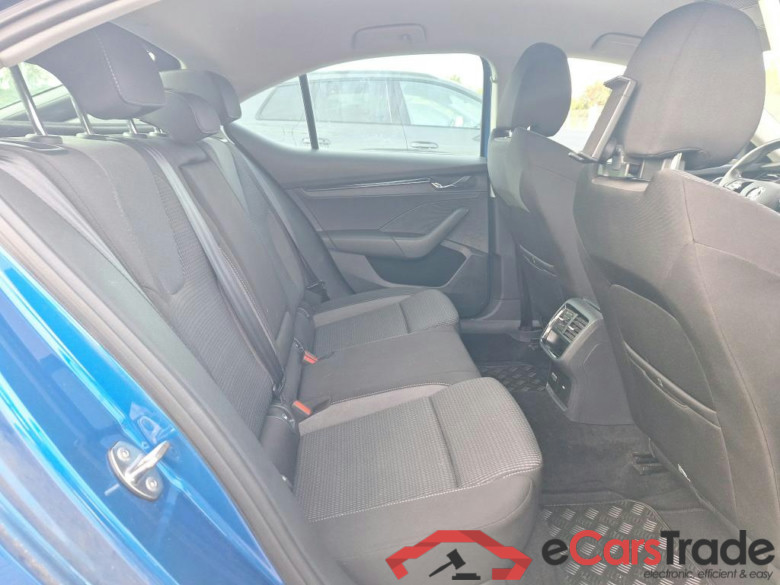 SKODA Octavia 2.0 CRTDI 85KW AMBITION #6