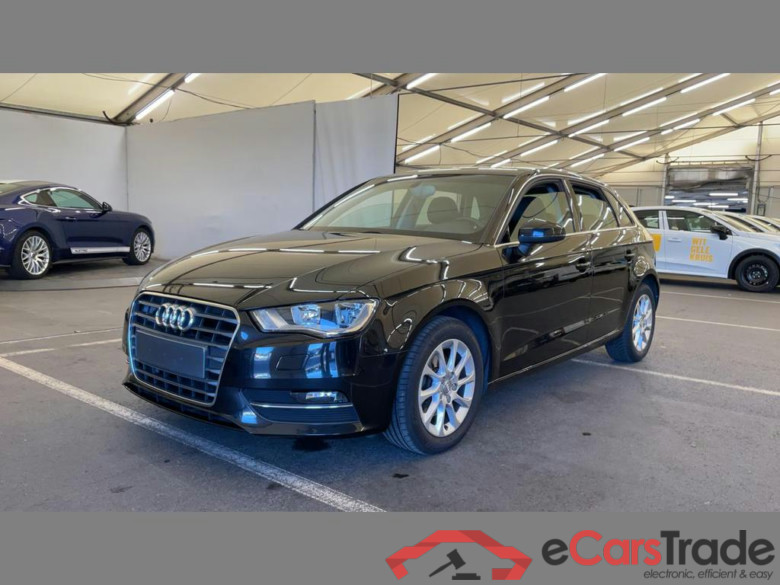 AUDI A3 Sportback Dsl 1.6 TDi Attraction #1