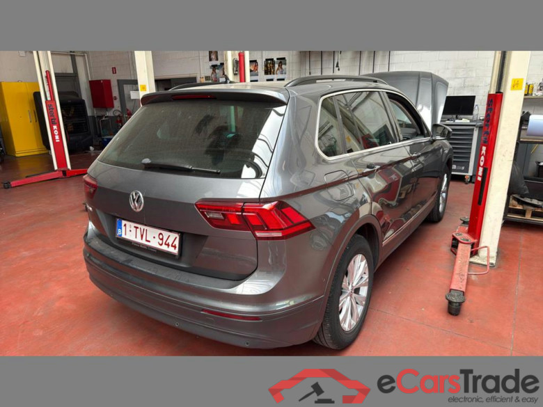 VOLKSWAGEN Tiguan 1.4 TSI ACT Comfortline BMT DSG #4