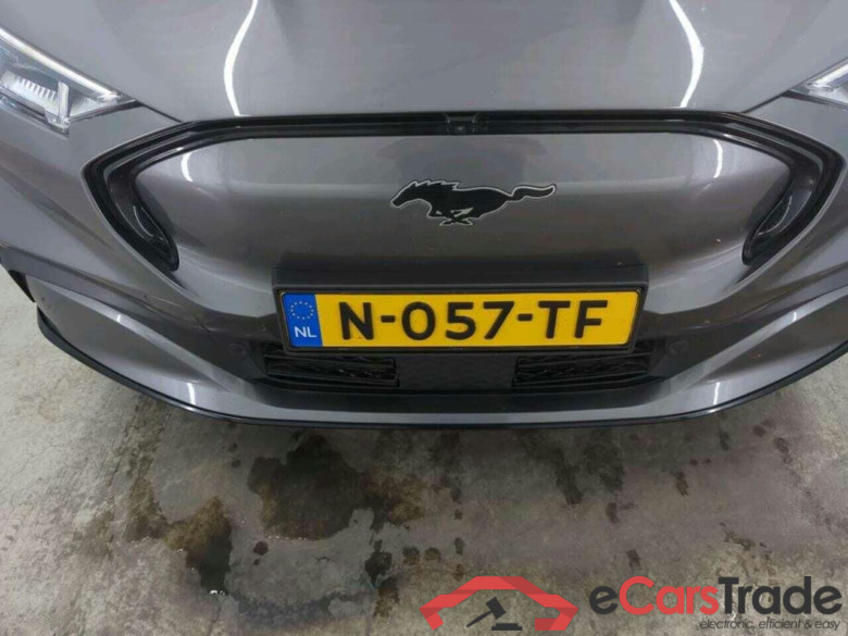FORD Mustang Mach-E Ext. FE AWD 98 kWh #4