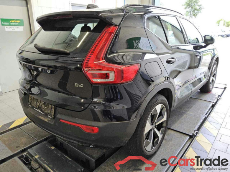 Volvo XC40 (2017->) DE - SUV5 B4 2WD EU6d, Plus Dark, (Facelift) 2022 - 2024 #3