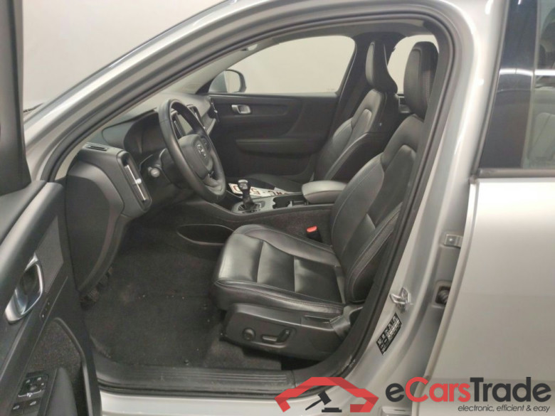 Volvo XC40 T3 XC40 5d #3
