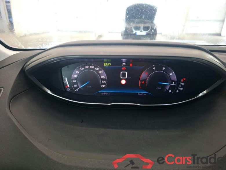 5008 Allure 1.5 HDi 130CV BVA8 7 Sieges E6d #6
