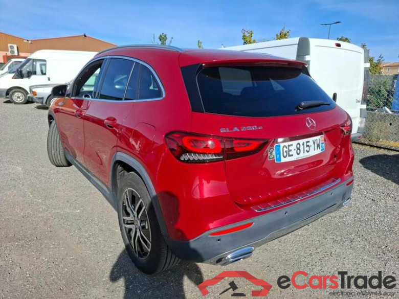 Mercedes GLA 250e Plug-In Hybrid Aut. Pano LED Widescreen Navi 1/2 Leather KeylessGo Camera Klima PDC .... #4