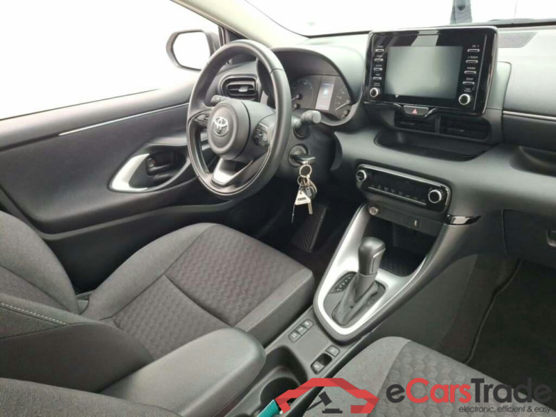 TOYOTA Yaris 1.5 Hyb. Active #3