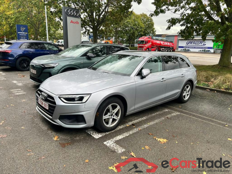 AUDI A4 Avant 35 TFSI Business Edition Attraction S tronic