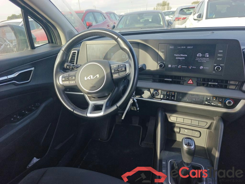 KIA Sportage / 2022 / 5P / todoterreno 1.6 T-GDi 110kW (150CV) Concept 4x2 #3