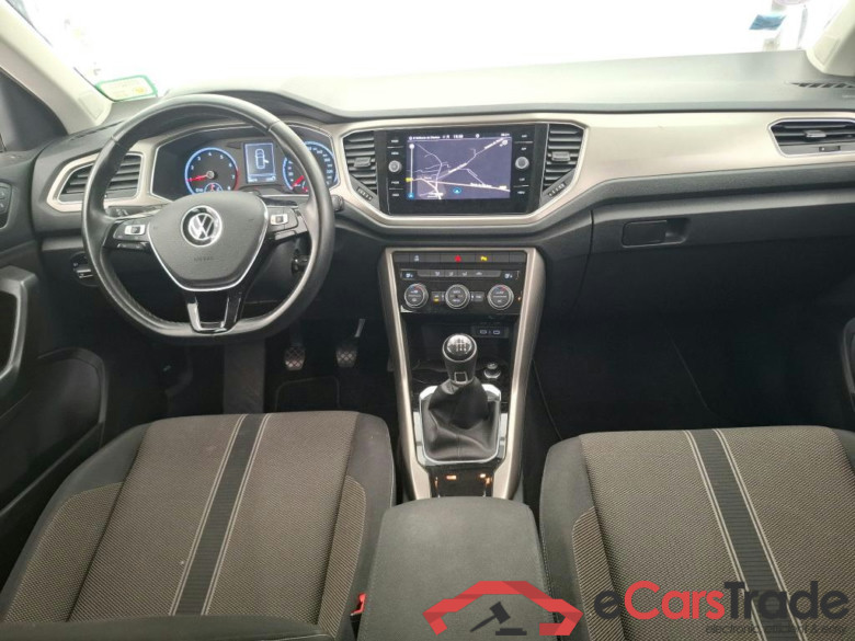 VOLKSWAGEN T-Roc / 2017 / 5P / SUV 1.0 TSI 110 LOUNGE BUSINESS #5