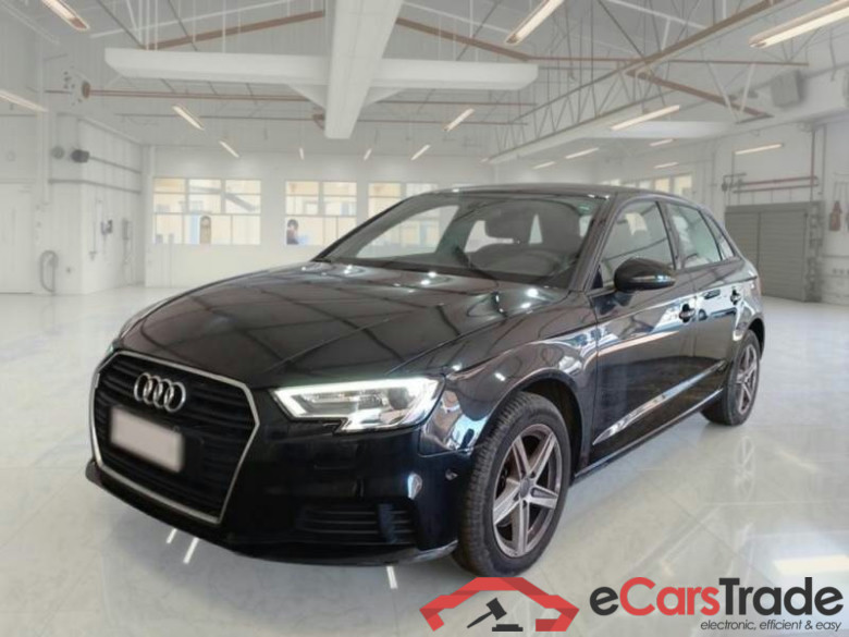 AUDI A3 / 2016 / 5P / BERLINA 30 TFSI BUSINESS S.BACK #1
