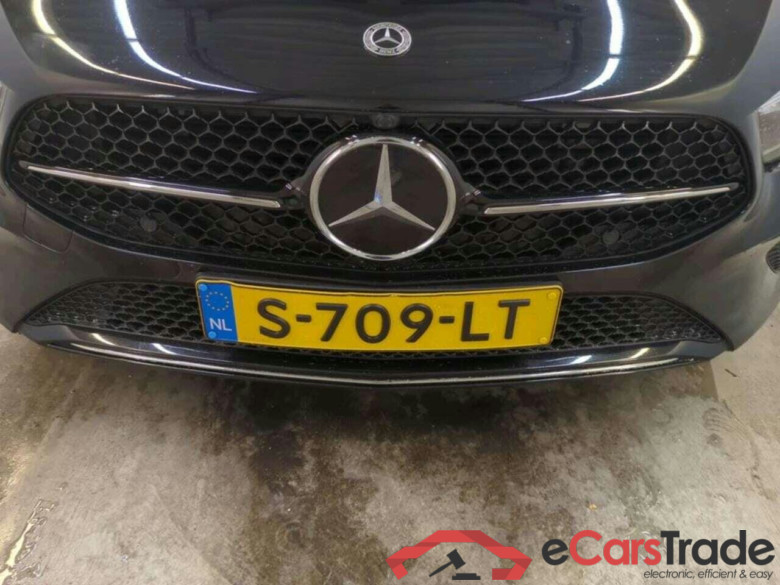 MERCEDES-BENZ A-klasse 180 Luxury Line #4