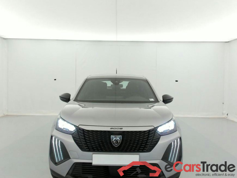 Peugeot 2008 Style Hybrid 136 e-DCS6 #2